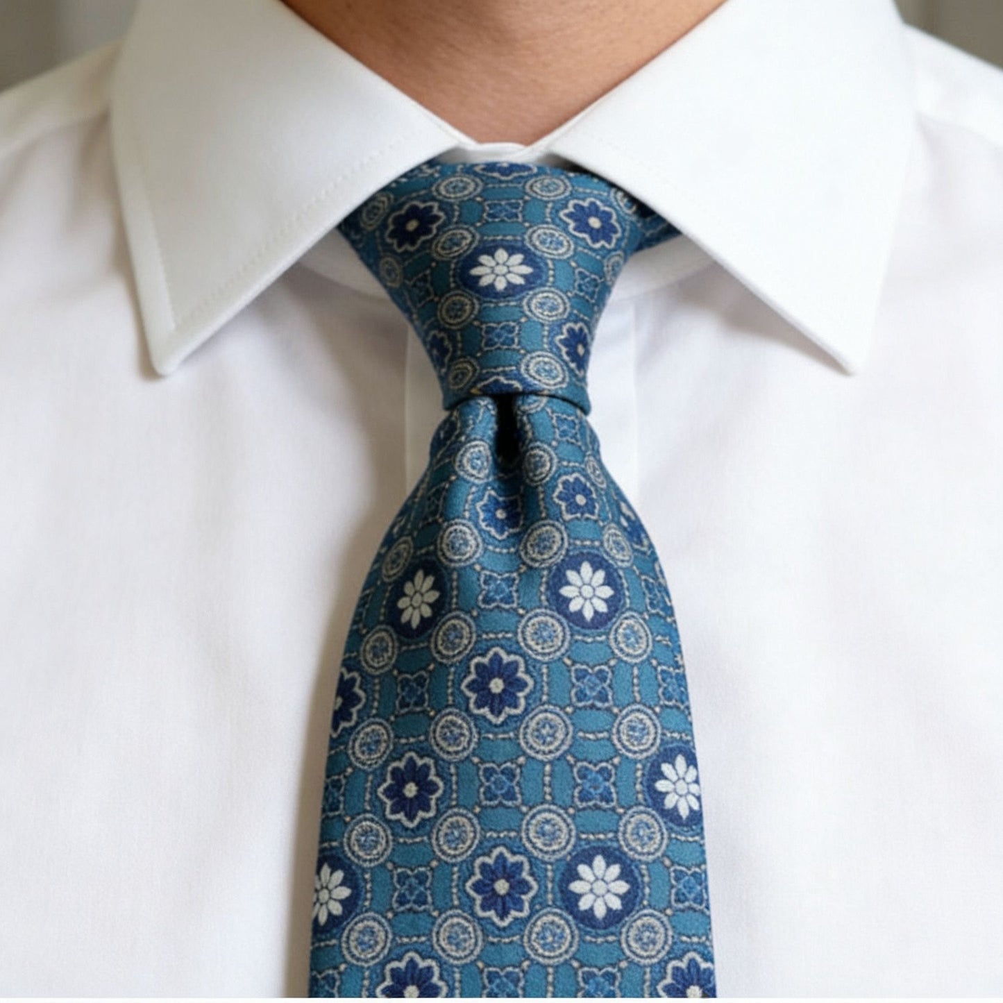 Corbata azulejo real