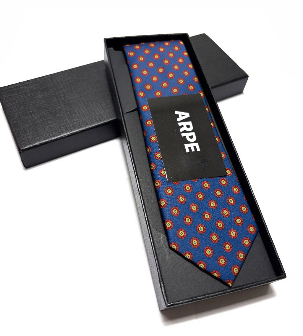 Corbata azul clásica